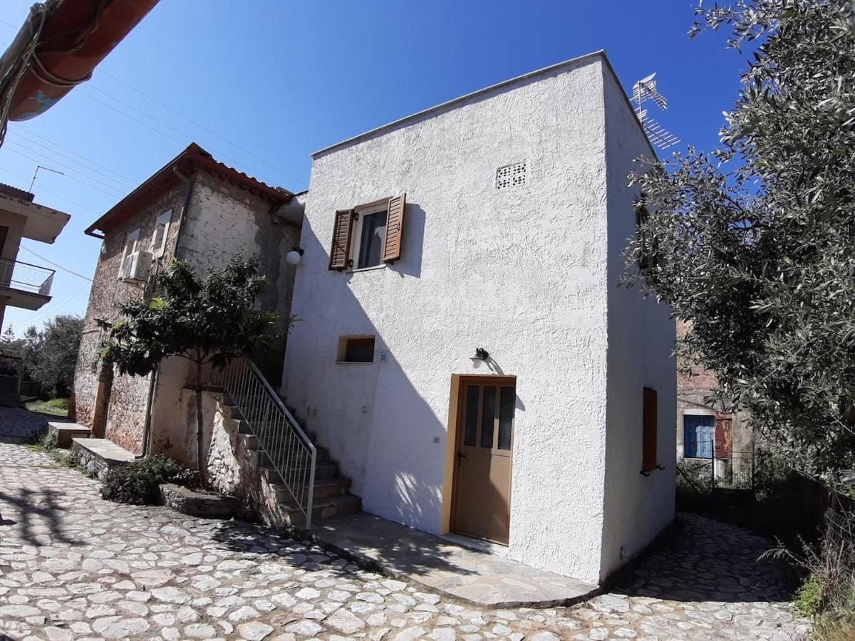 Pirgaki Studios Kardhamili Exterior foto