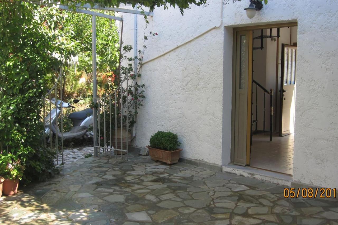 Pirgaki Studios Kardhamili Exterior foto